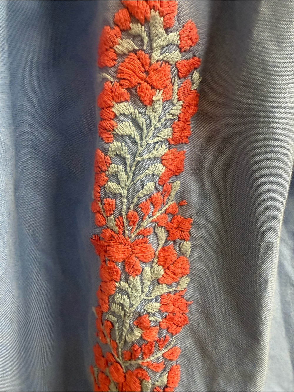 Mi Golondrina Blue Embroidered Flutter Sleeve Top with Coral Floral Detail - Picture 9 of 11